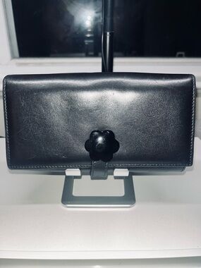 Furla Black Leather Wallet with Flower Snap